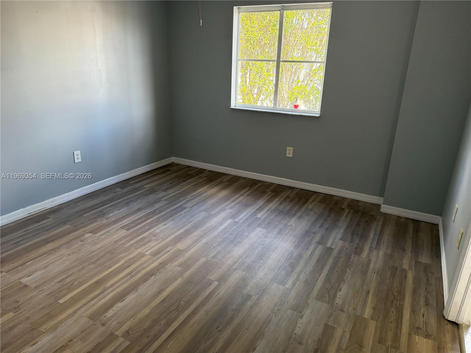 VENETIA GROVES - Residential