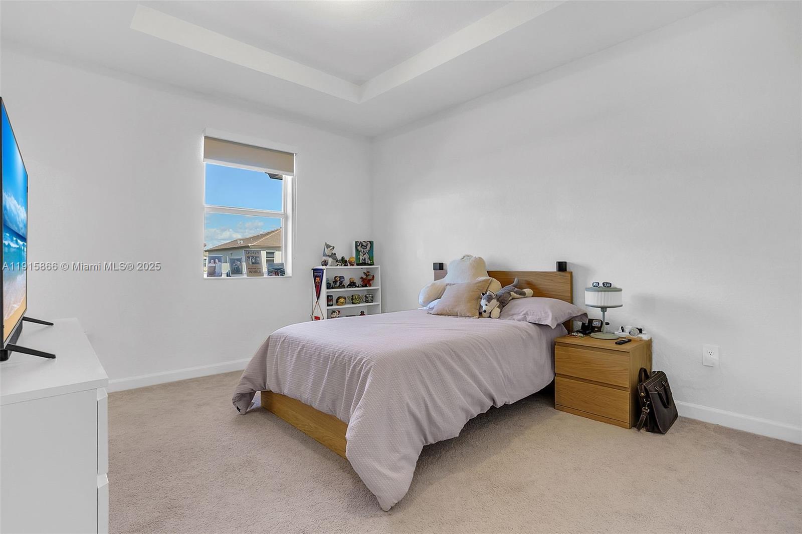 AVALON SQUARE - Residential