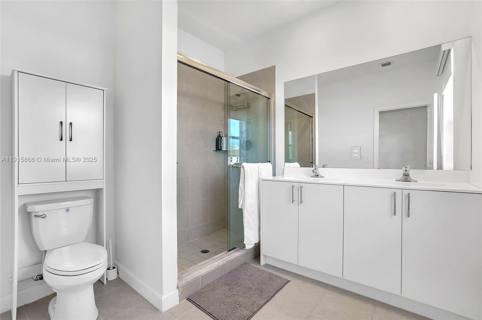 AVALON SQUARE - Residential