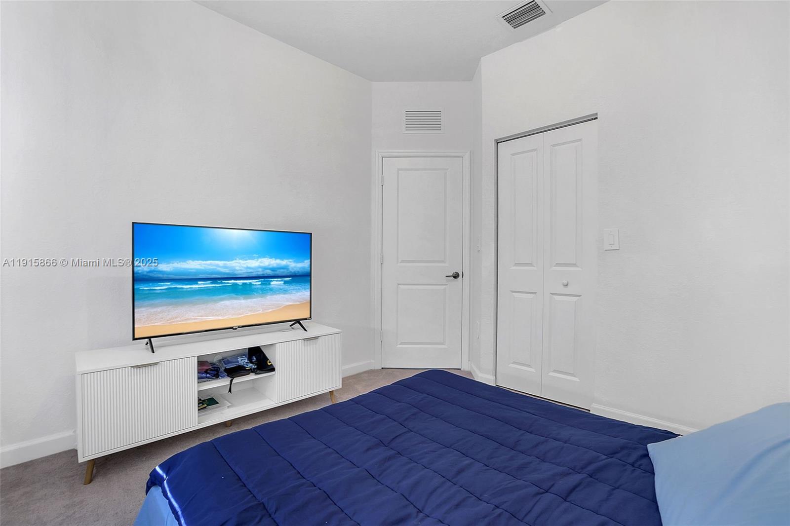 AVALON SQUARE - Residential