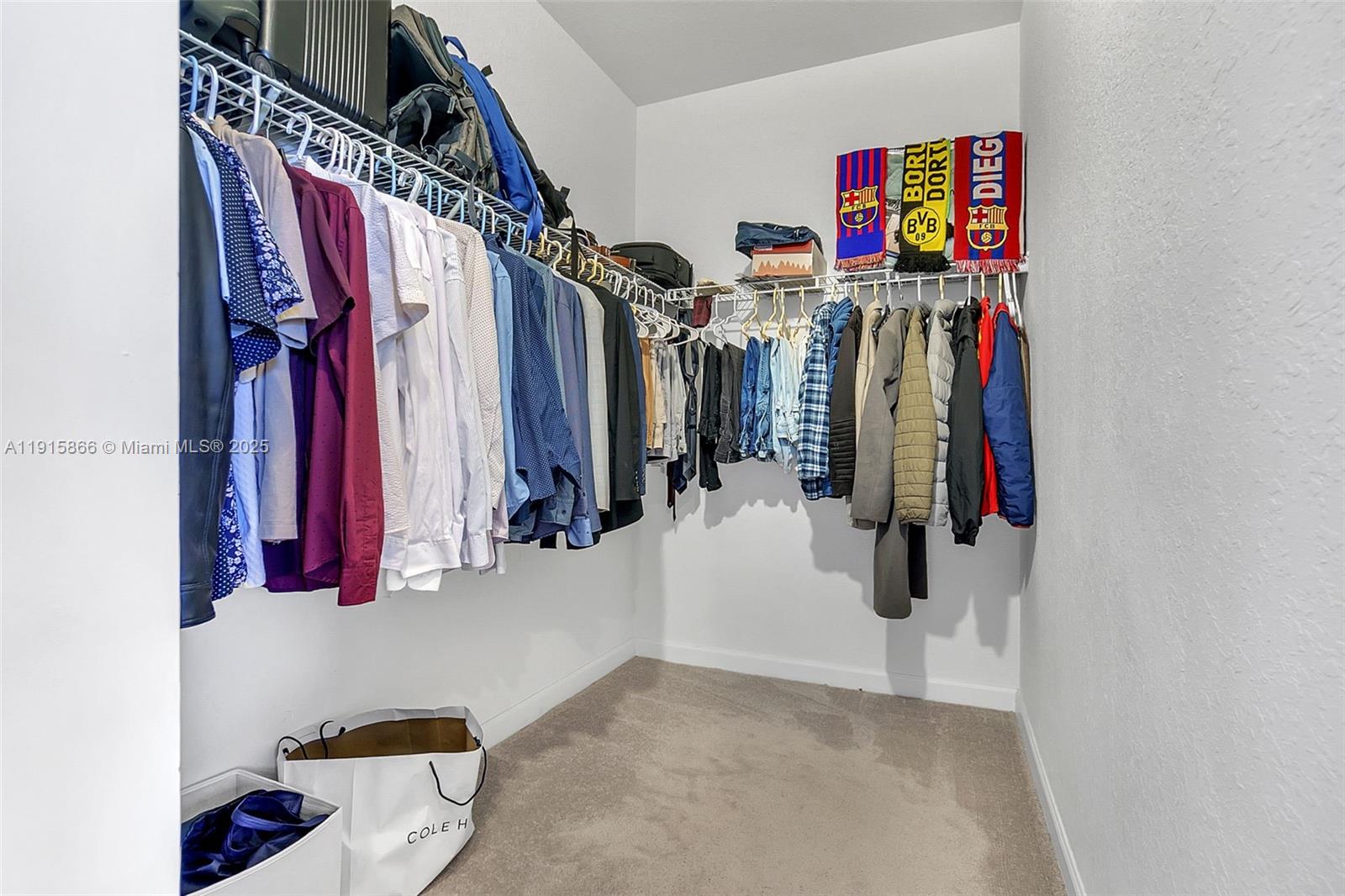 AVALON SQUARE - Residential