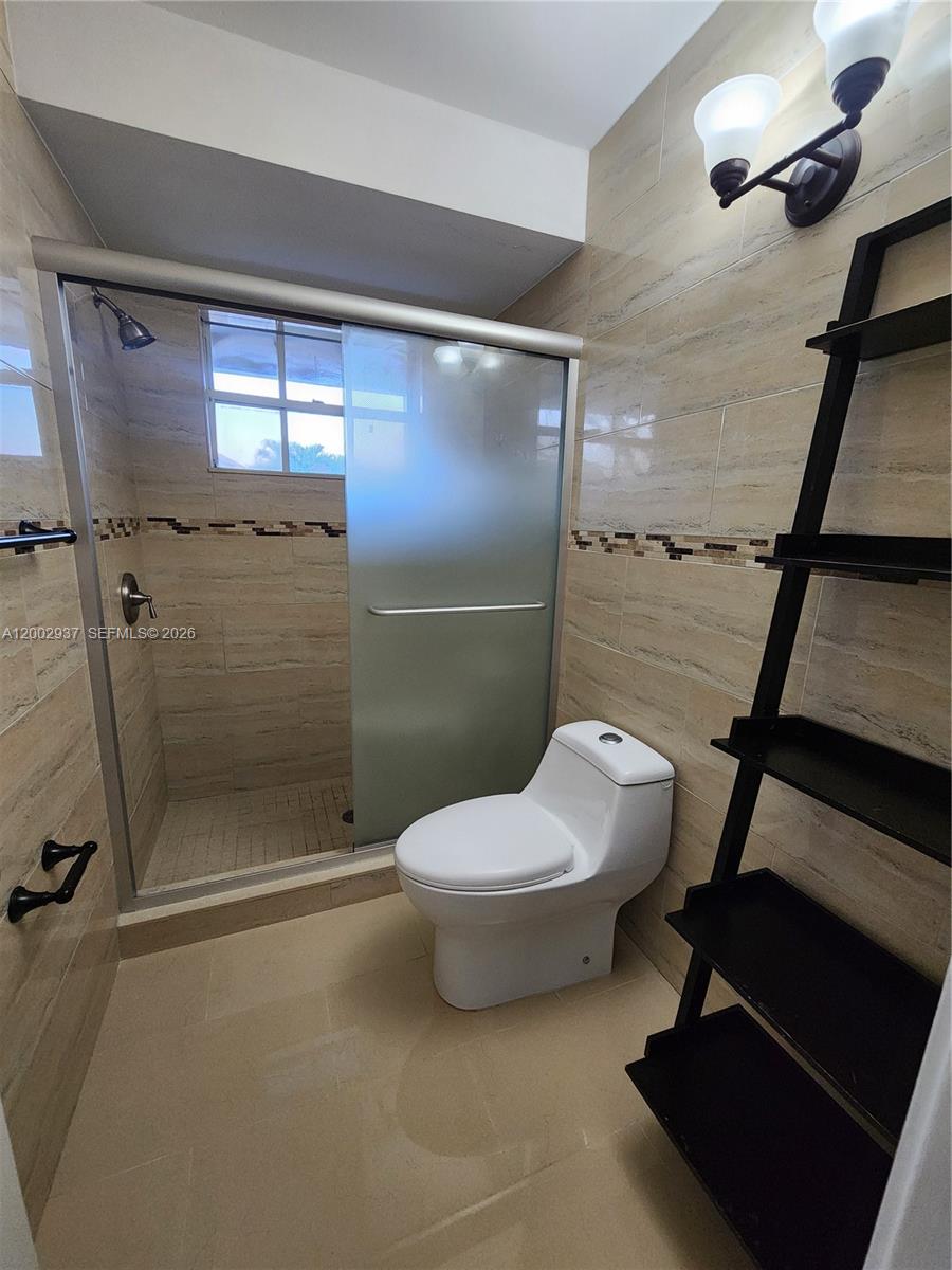 SUNSET HARBOUR SEC IV - Residential Lease