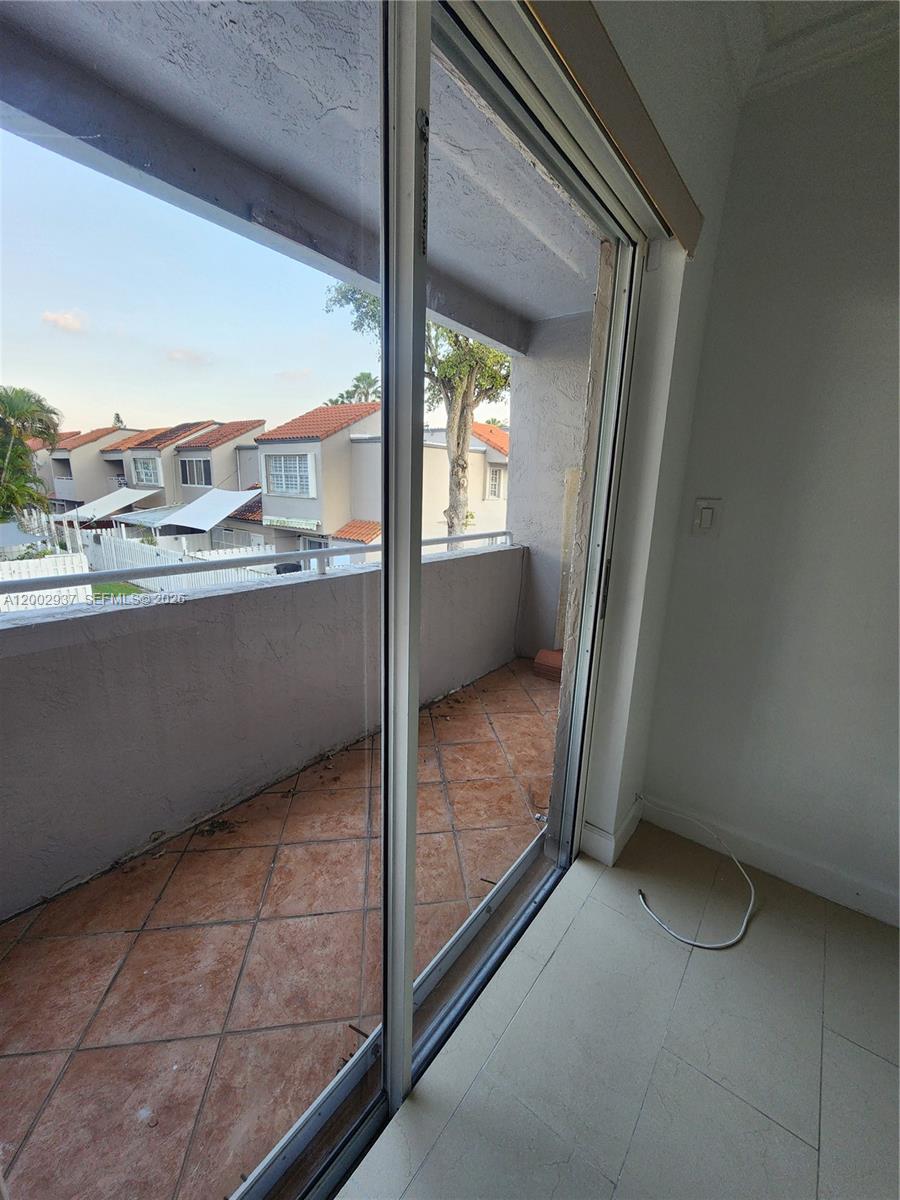 SUNSET HARBOUR SEC IV - Residential Lease