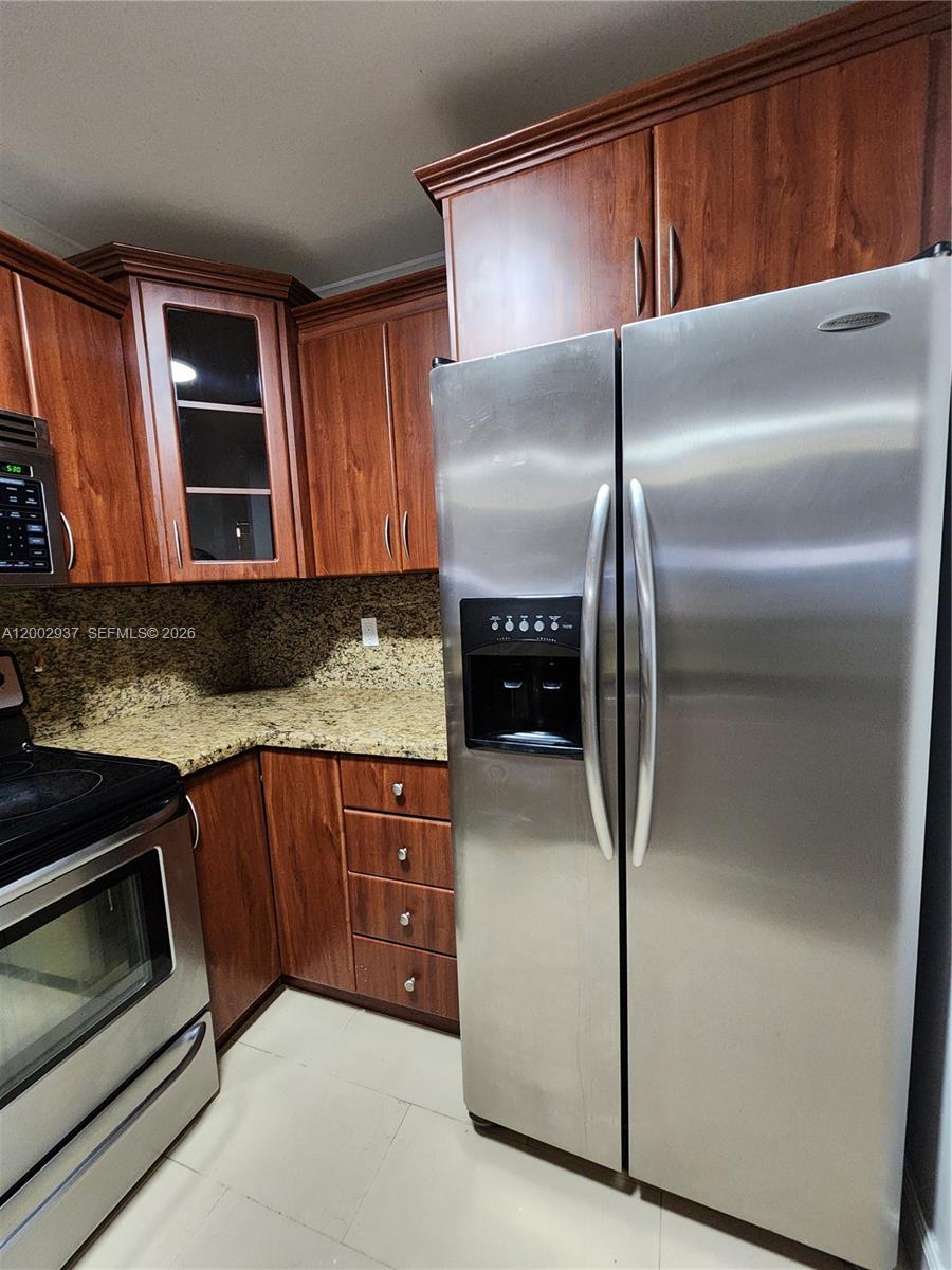 SUNSET HARBOUR SEC IV - Residential Lease