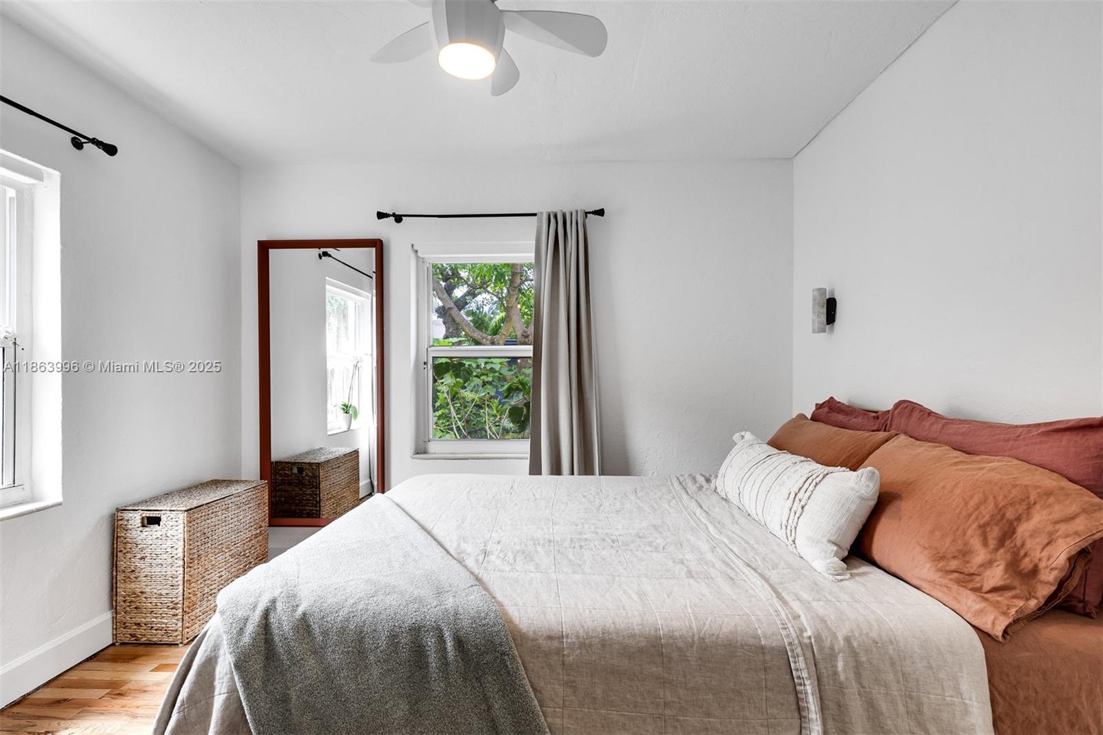 COLUMBIA PARK CORR PL - Residential