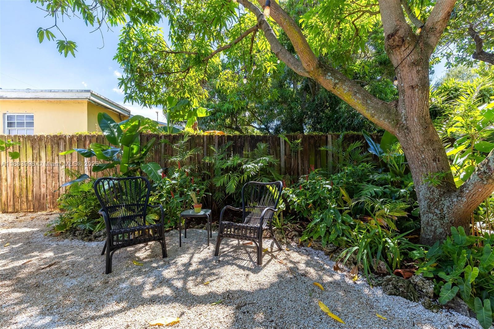 COLUMBIA PARK CORR PL - Residential