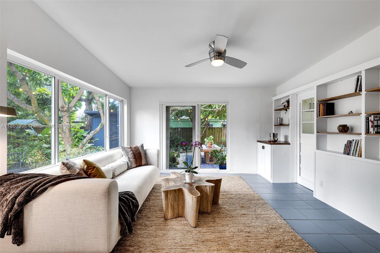 COLUMBIA PARK CORR PL - Residential