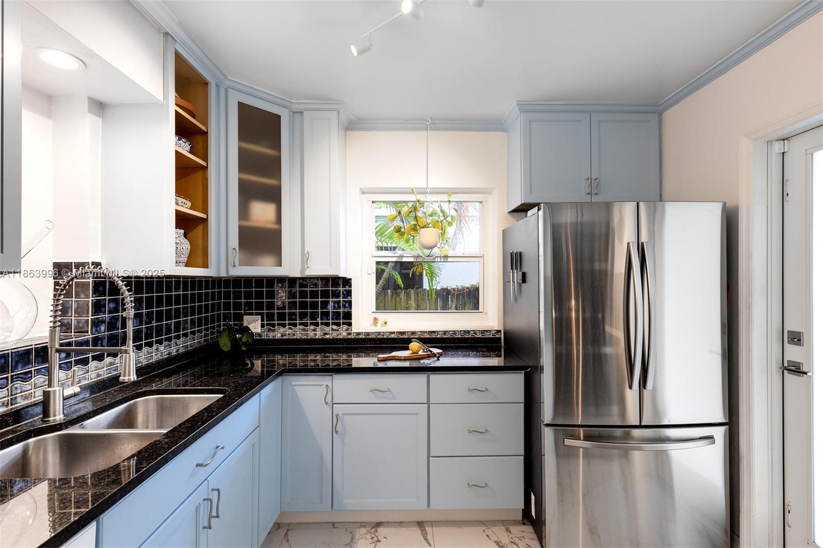 COLUMBIA PARK CORR PL - Residential