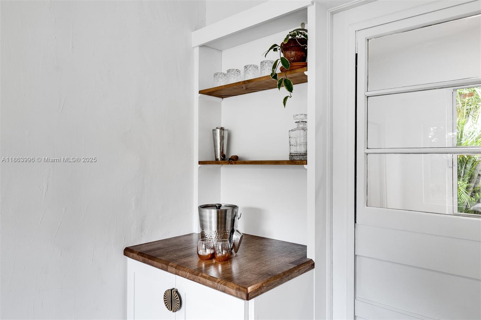 COLUMBIA PARK CORR PL - Residential