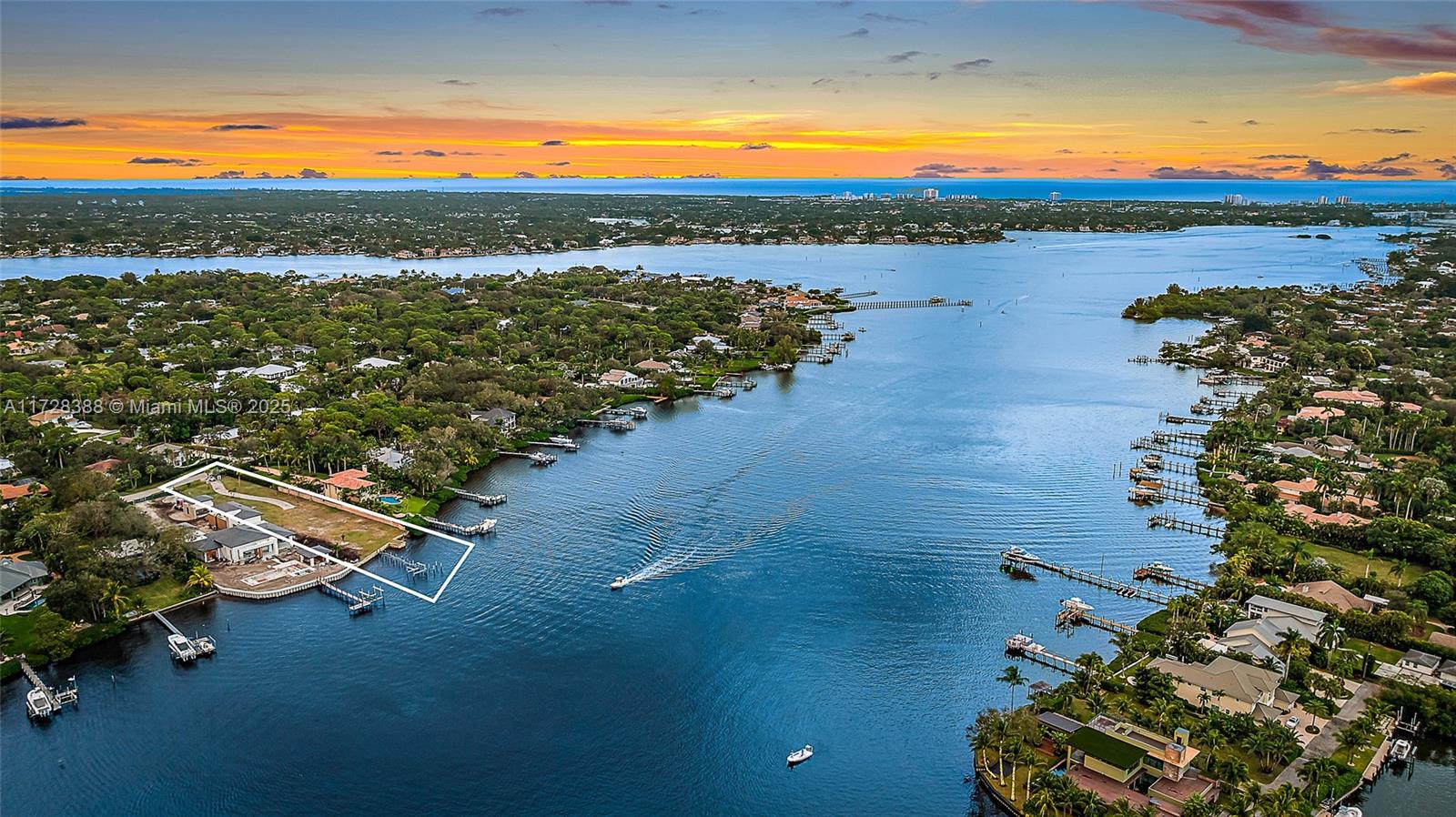 Pennock Point - Land