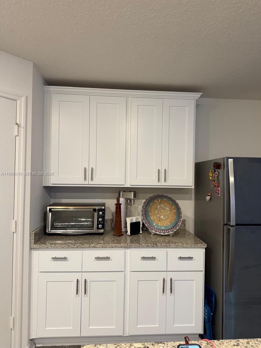 PORT ST LUCIE SECTION 19 - Residential Lease