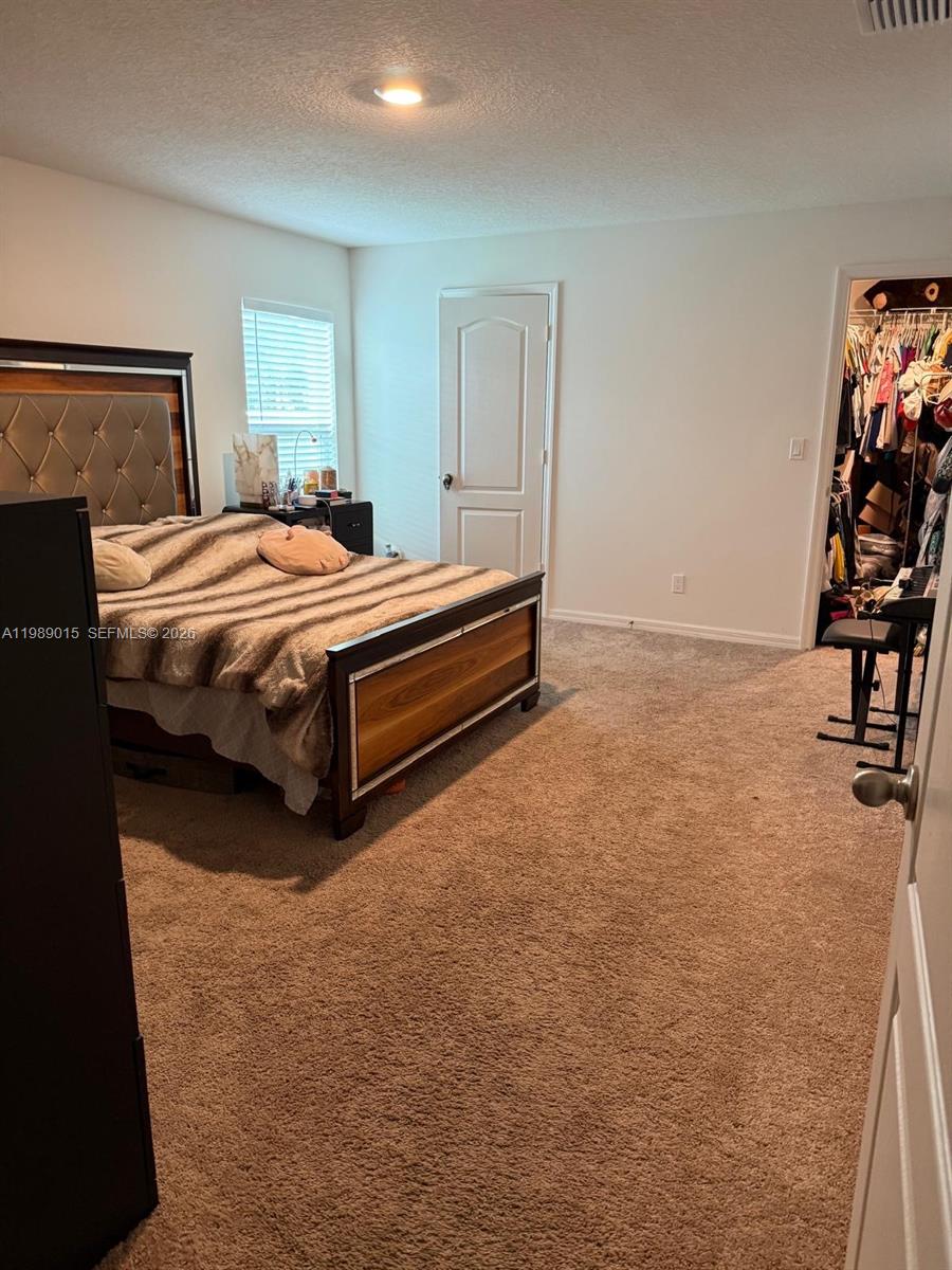 PORT ST LUCIE SECTION 19 - Residential Lease