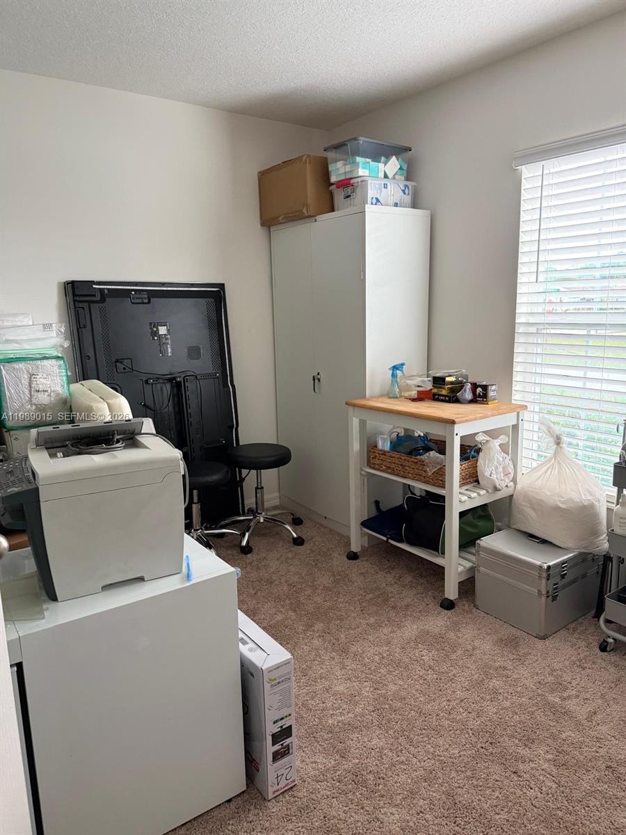 PORT ST LUCIE SECTION 19 - Residential Lease