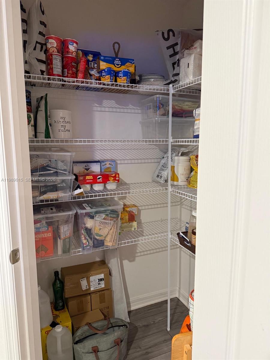 PORT ST LUCIE SECTION 19 - Residential Lease