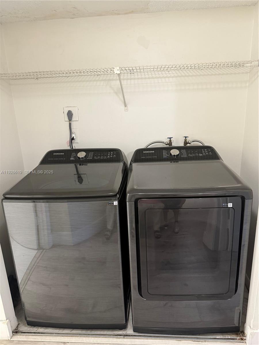 LAS VISTAS AT DORAL CONDO - Residential Lease