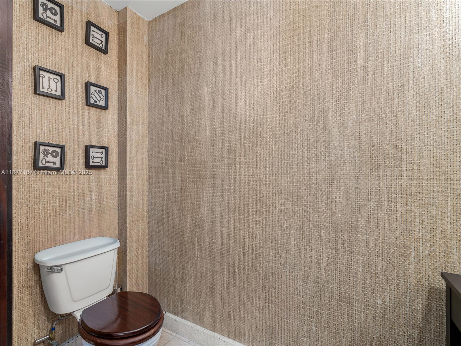 OCEANSIDE AT FISHER ISLAN - Residential