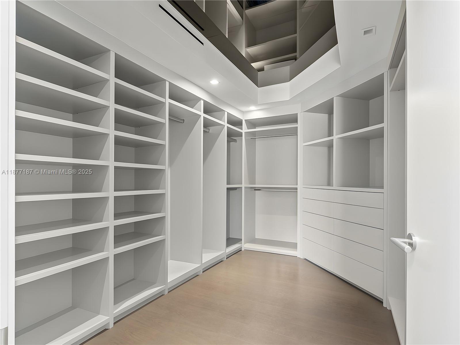 OCEANSIDE AT FISHER ISLAN - Residential