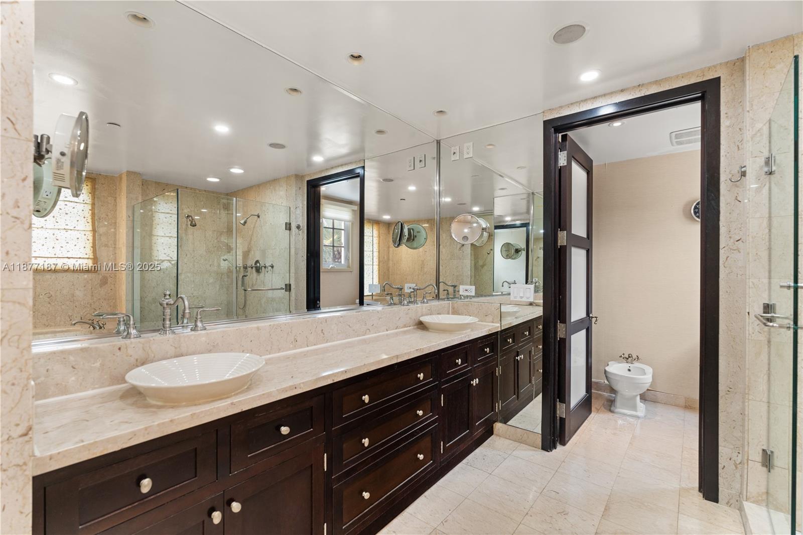 OCEANSIDE AT FISHER ISLAN - Residential