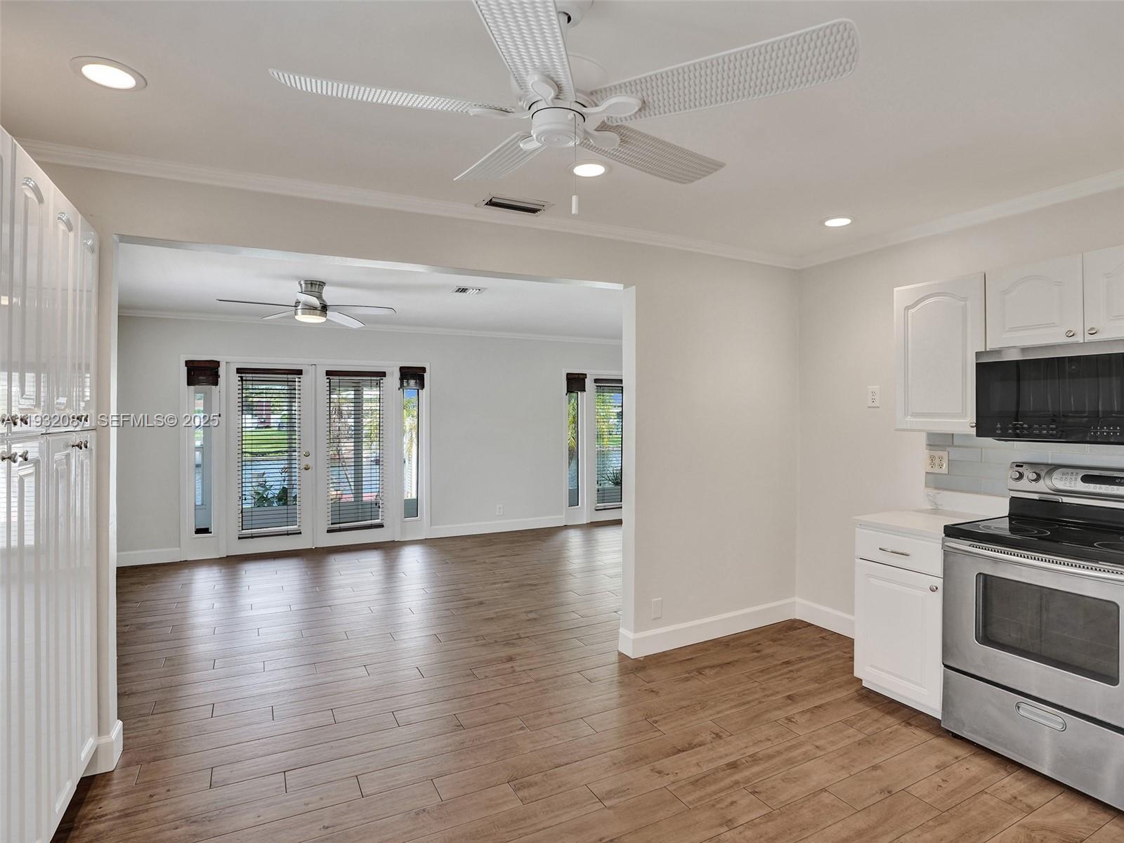 SOUTH NEW RIVER ISLES SEC - Residential