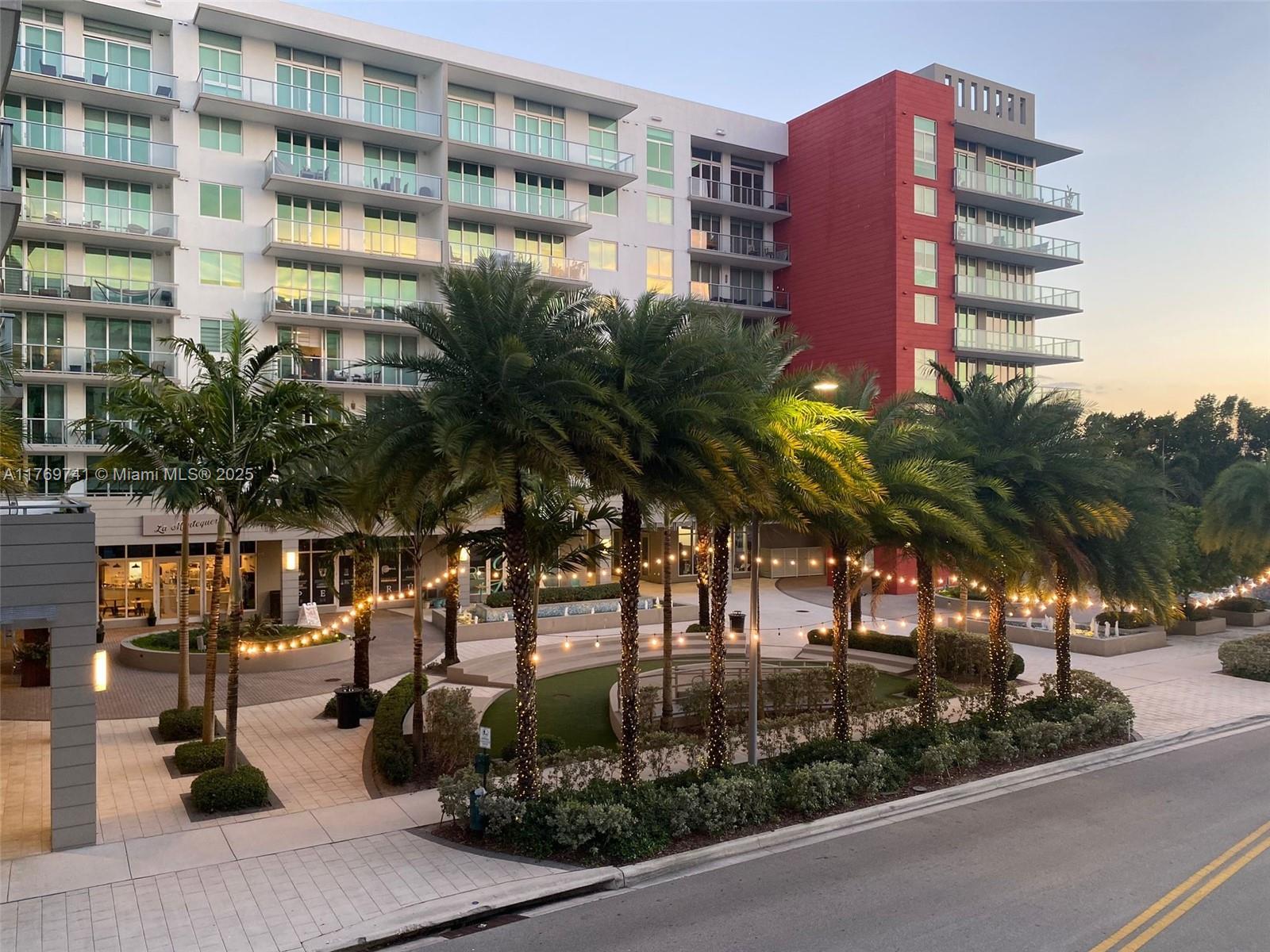Rental Property at 7825 Nw 107th Ave 205, Doral, Miami-Dade County, Florida - Bedrooms: 3 
Bathrooms: 3  - $4,000 MO.