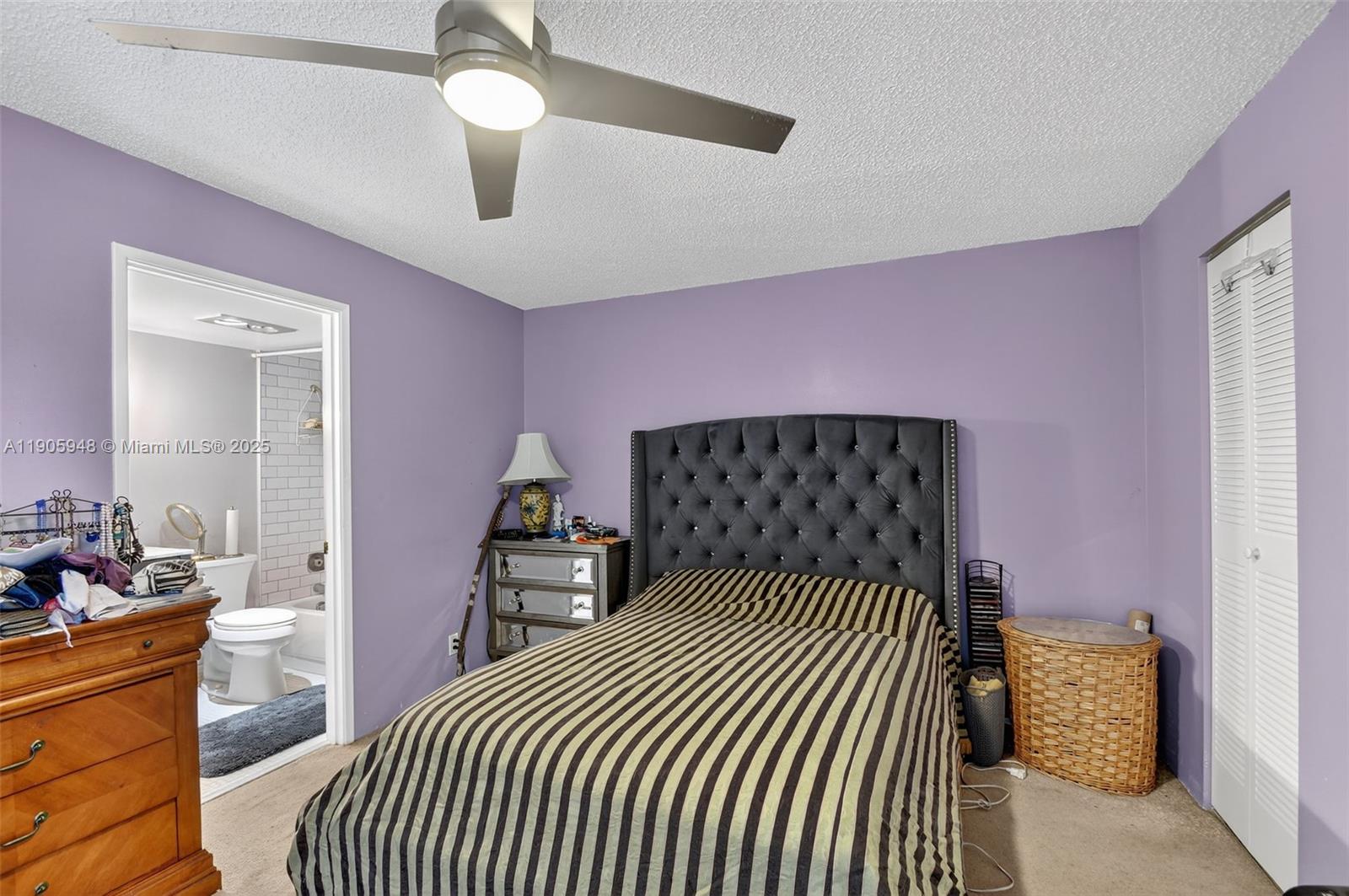 VILLAGE GREEN SUSSEX COND - Residential