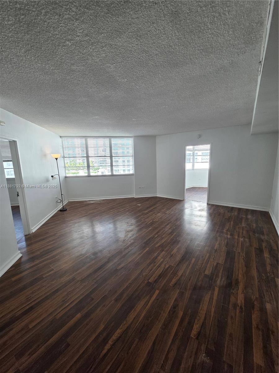 905 Brickell Bay Dr 1522