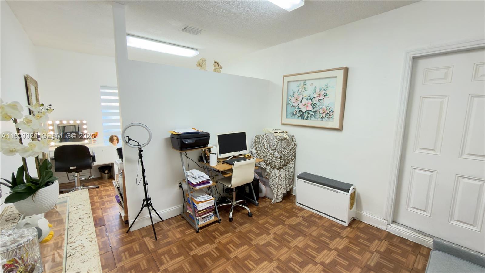 SUNSET SHORES - Residential