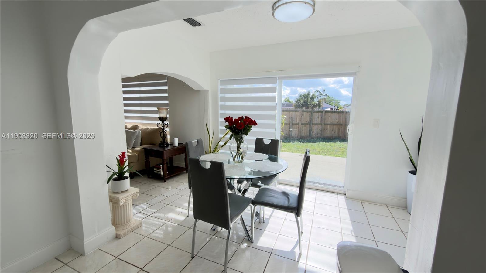 SUNSET SHORES - Residential