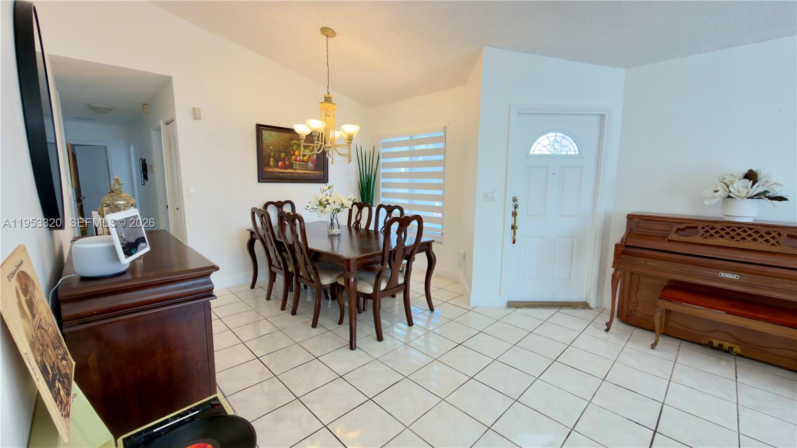 SUNSET SHORES - Residential