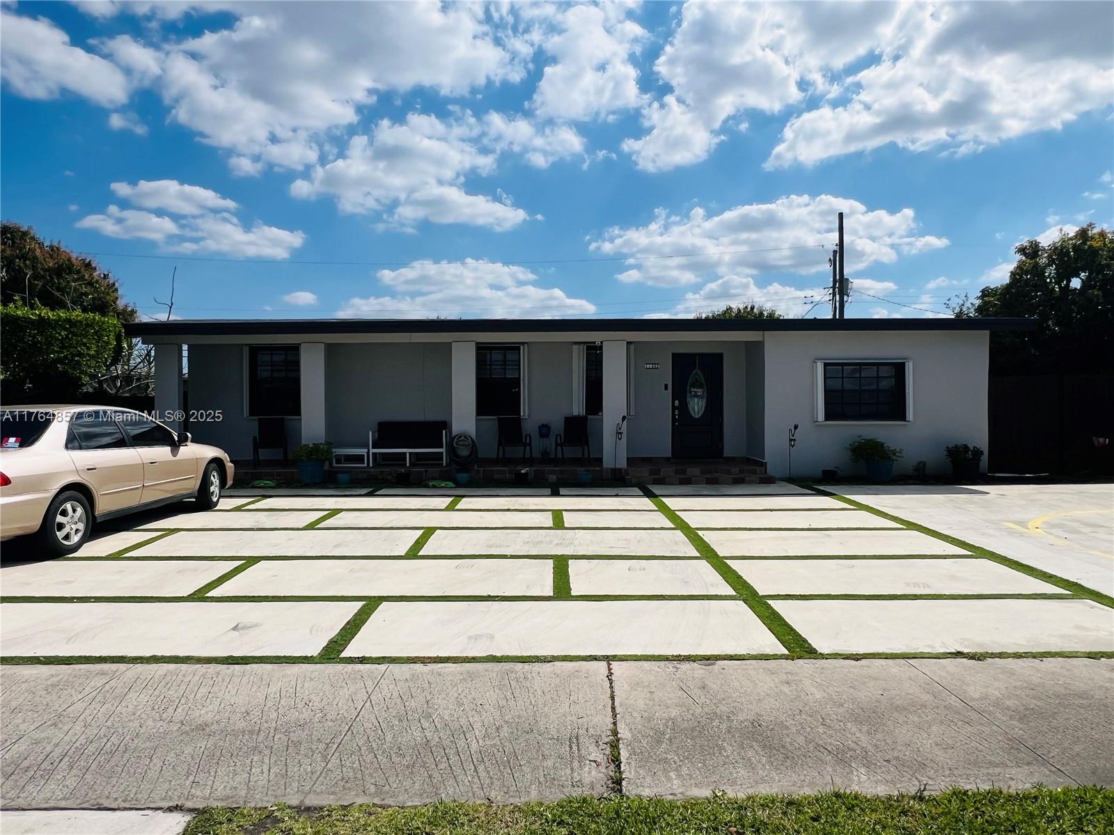 Property for Sale at 11452 Sw 42nd St, Miami, Broward County, Florida - Bedrooms: 5 
Bathrooms: 5  - $774,500
