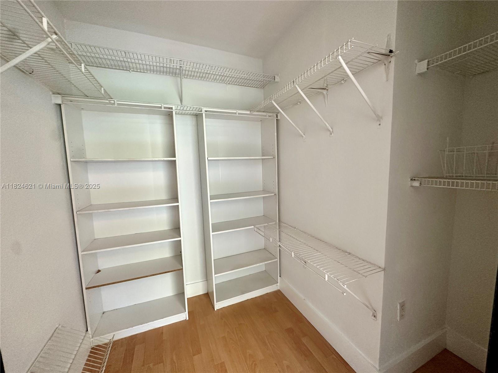 7701 N Kendall Dr 327B