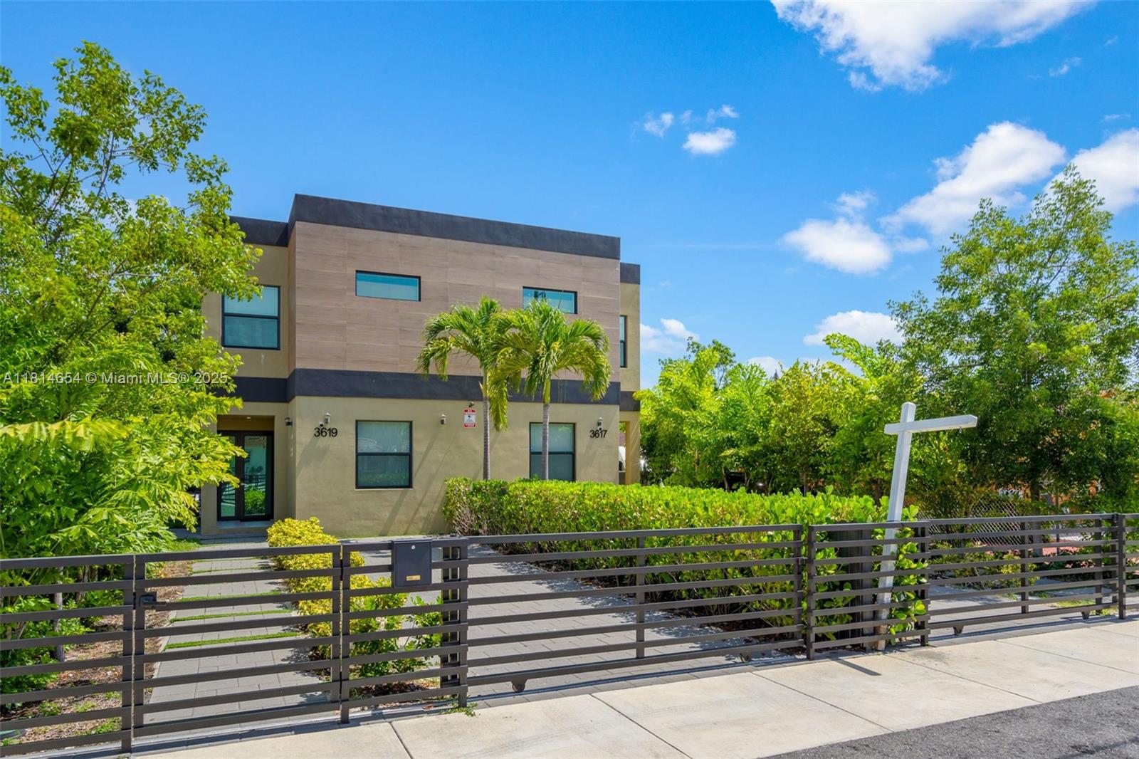 Rental Property at 3619 Sw 27th St 3619, Miami, Broward County, Florida - Bedrooms: 4 
Bathrooms: 5  - $7,590 MO.