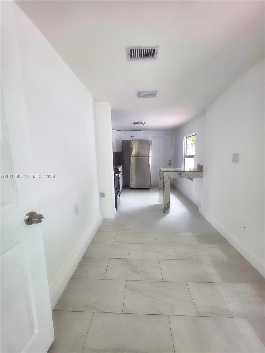 HOLLYWOOD BEACH HEIGHTS S - Residential