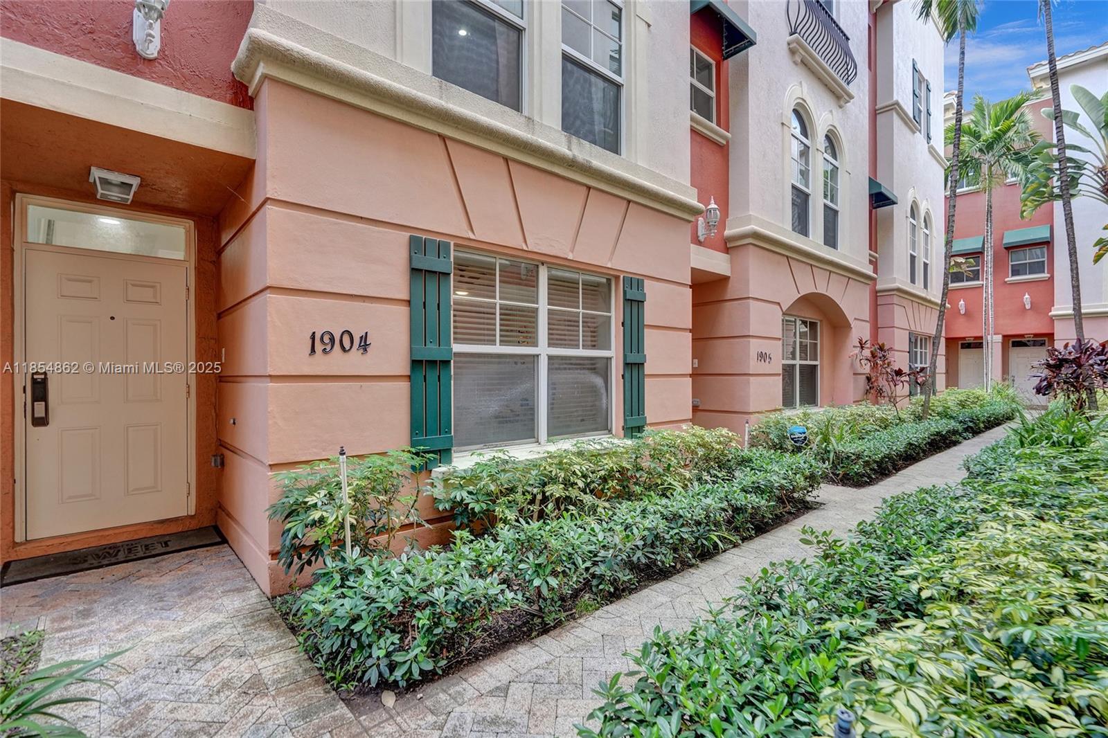 VILLA MEDICI CONDO - Residential