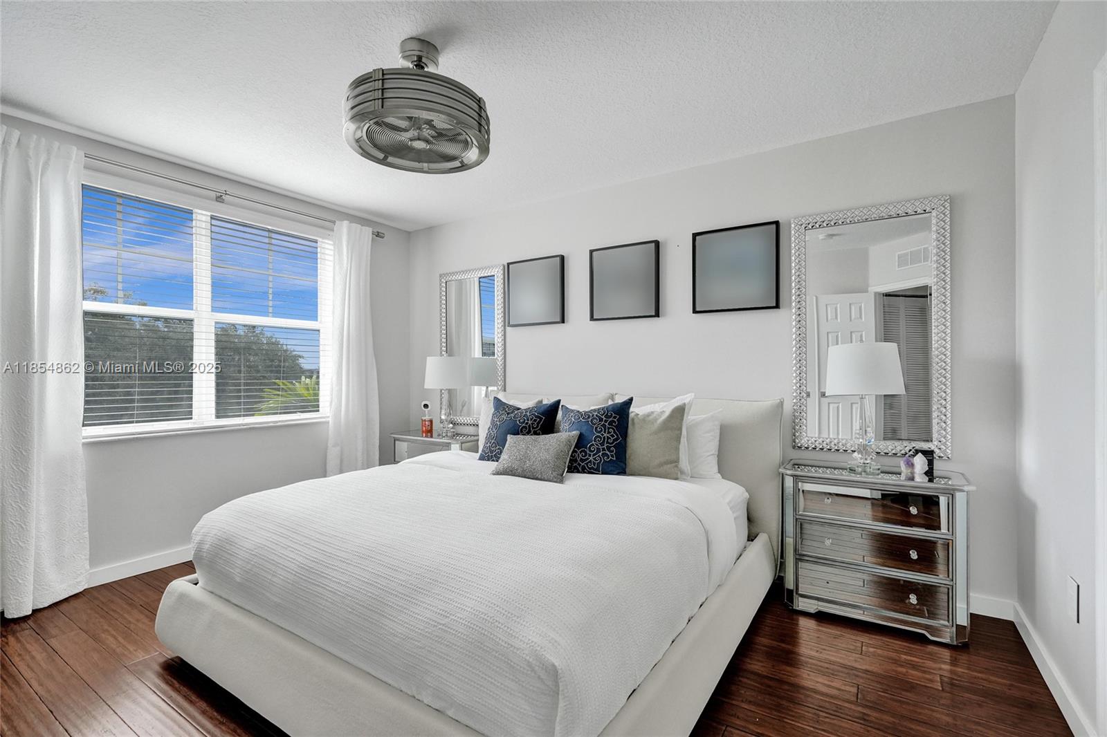 VILLA MEDICI CONDO - Residential