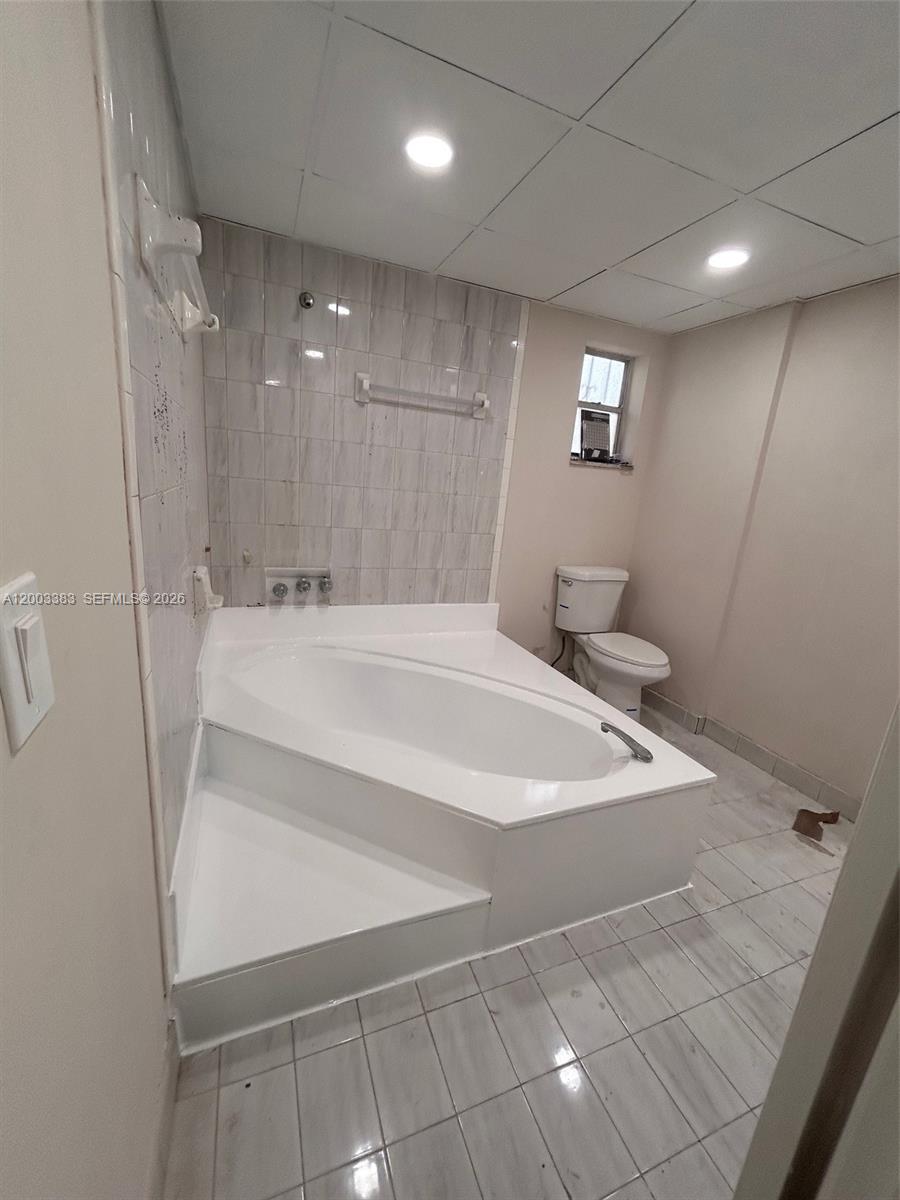 WESTLAND-EDEN CONDO I - Residential Lease