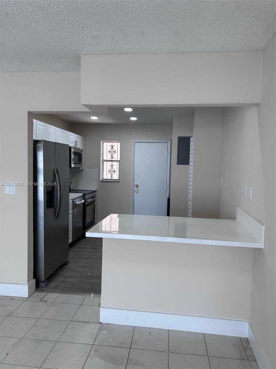 WESTLAND-EDEN CONDO I - Residential Lease