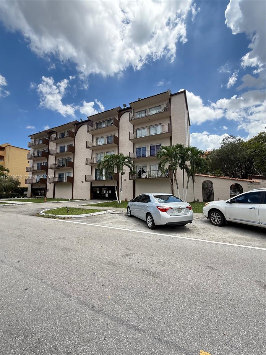 WESTLAND-EDEN CONDO I - Residential Lease