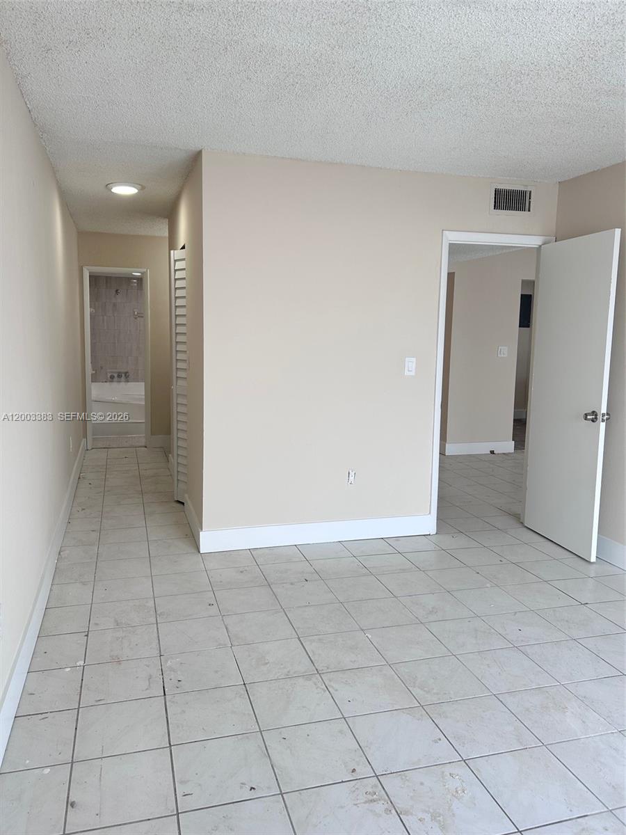 WESTLAND-EDEN CONDO I - Residential Lease