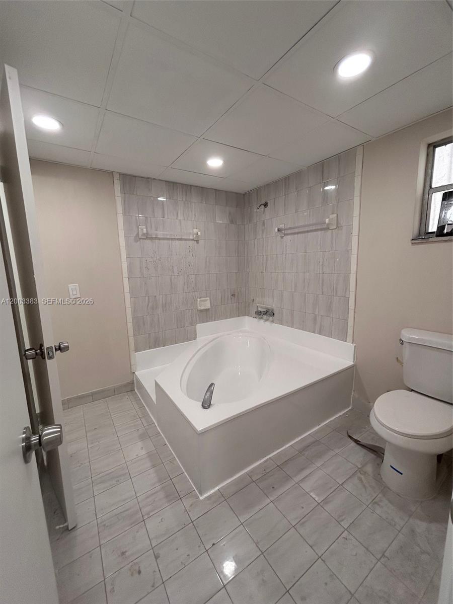 WESTLAND-EDEN CONDO I - Residential Lease