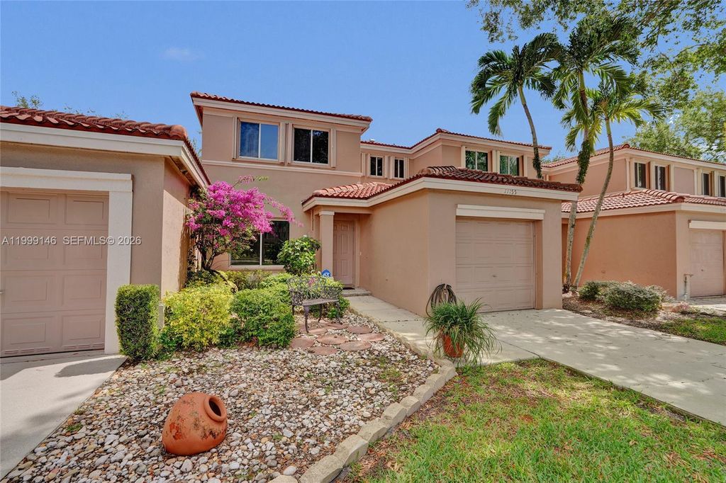 Photo of 11155 SW 17th Mnr, Davie, FL 33324 (MLS # A11999146)