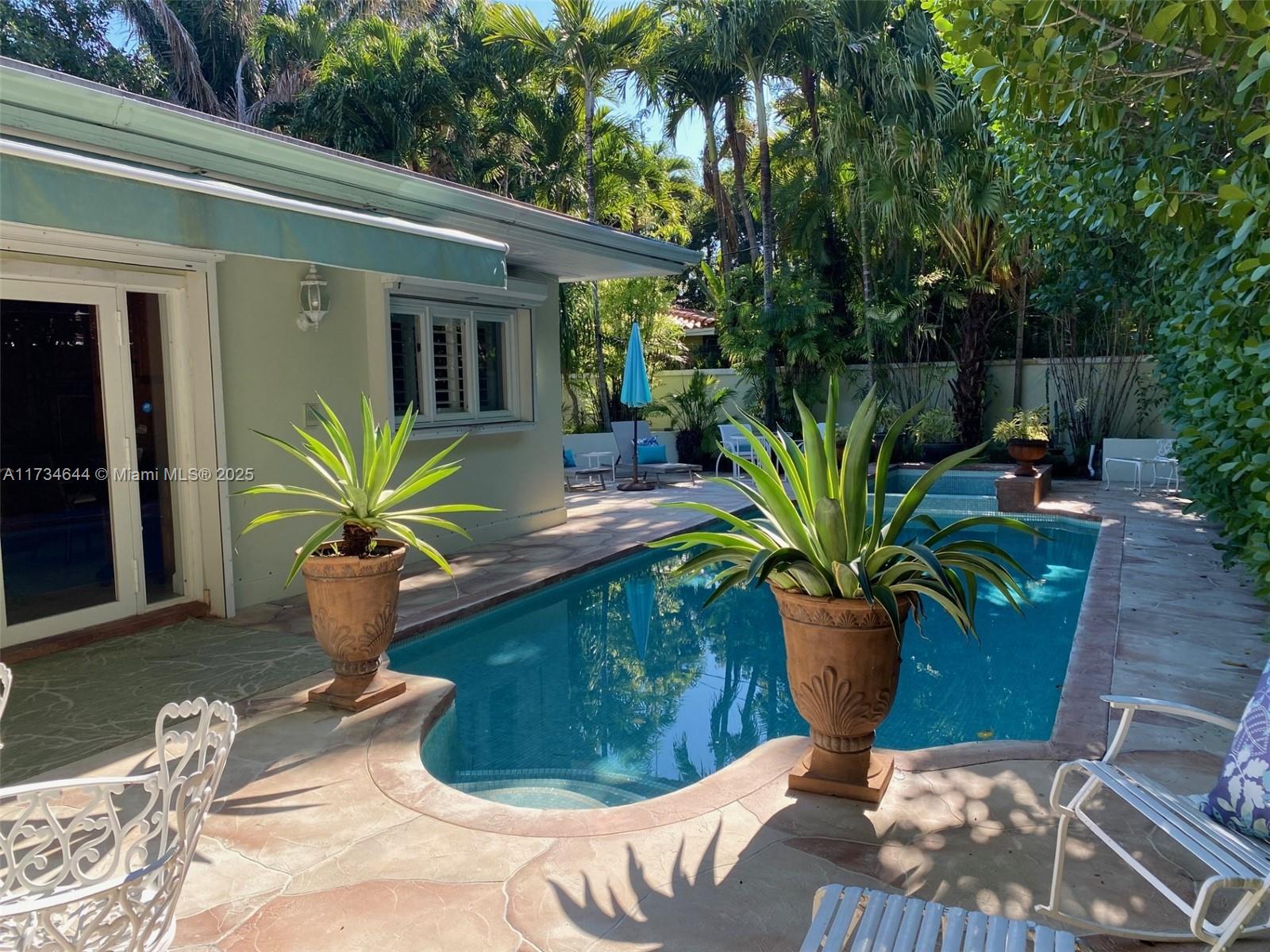 BISCAYNE KEY ESTATES - Residential