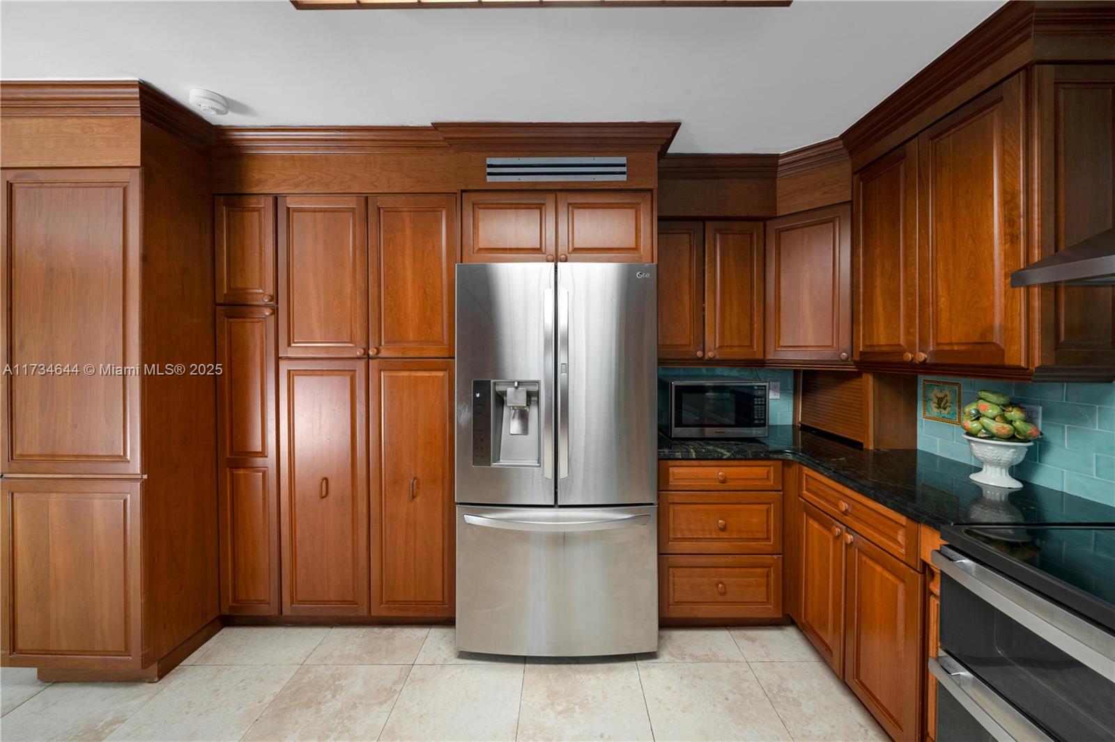 BISCAYNE KEY ESTATES - Residential