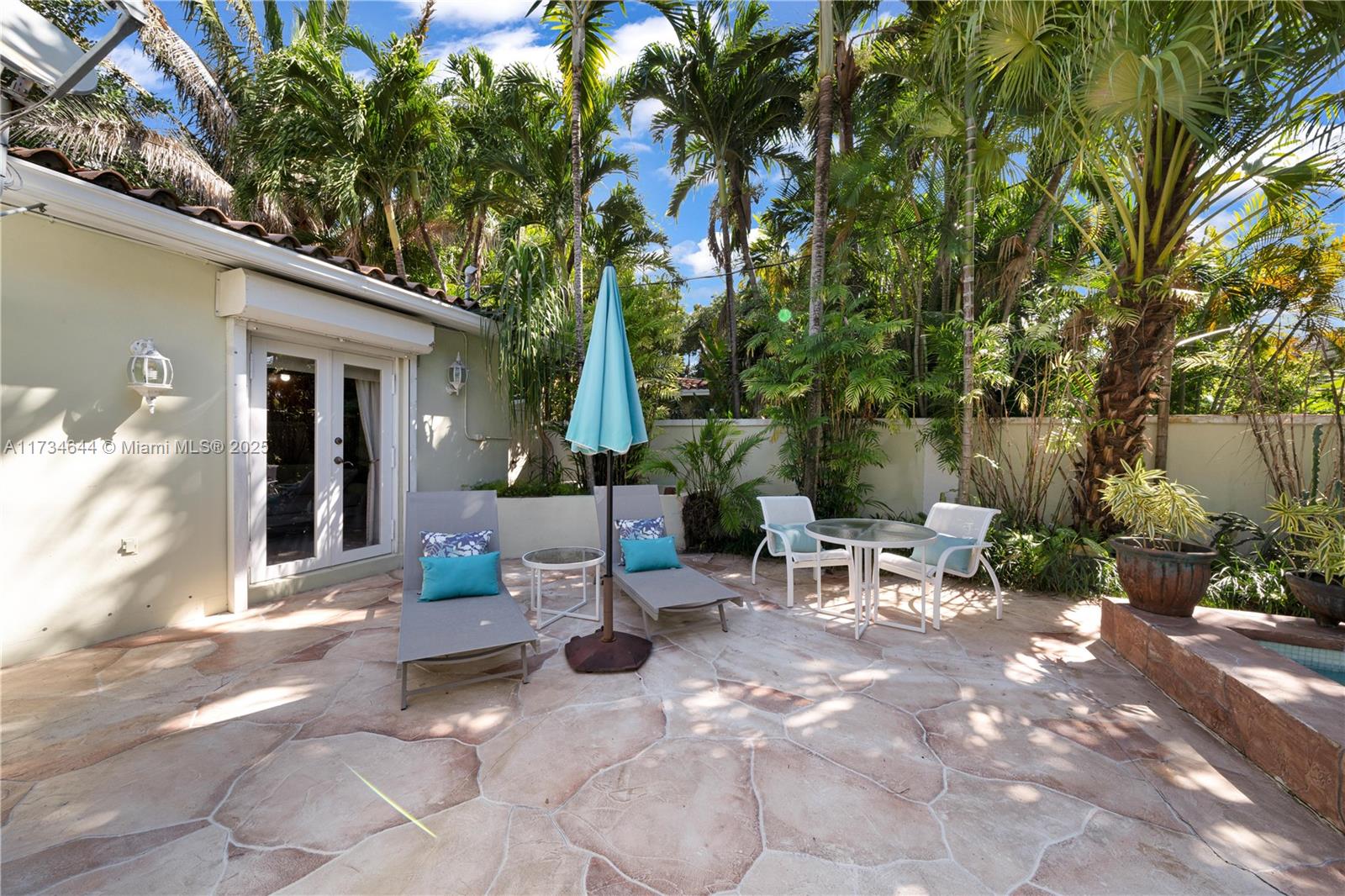 BISCAYNE KEY ESTATES - Residential