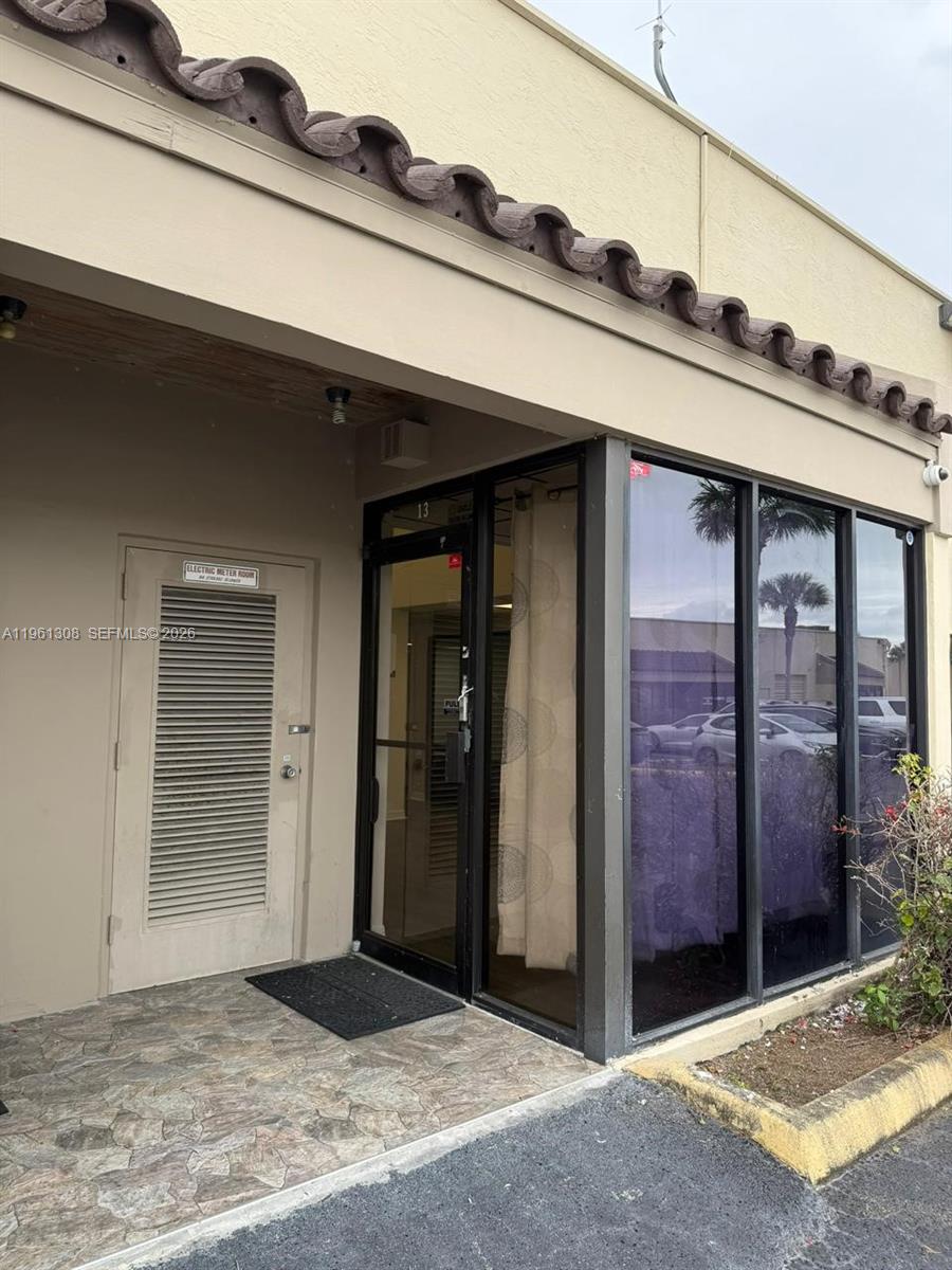 6187 NW 167th St H13