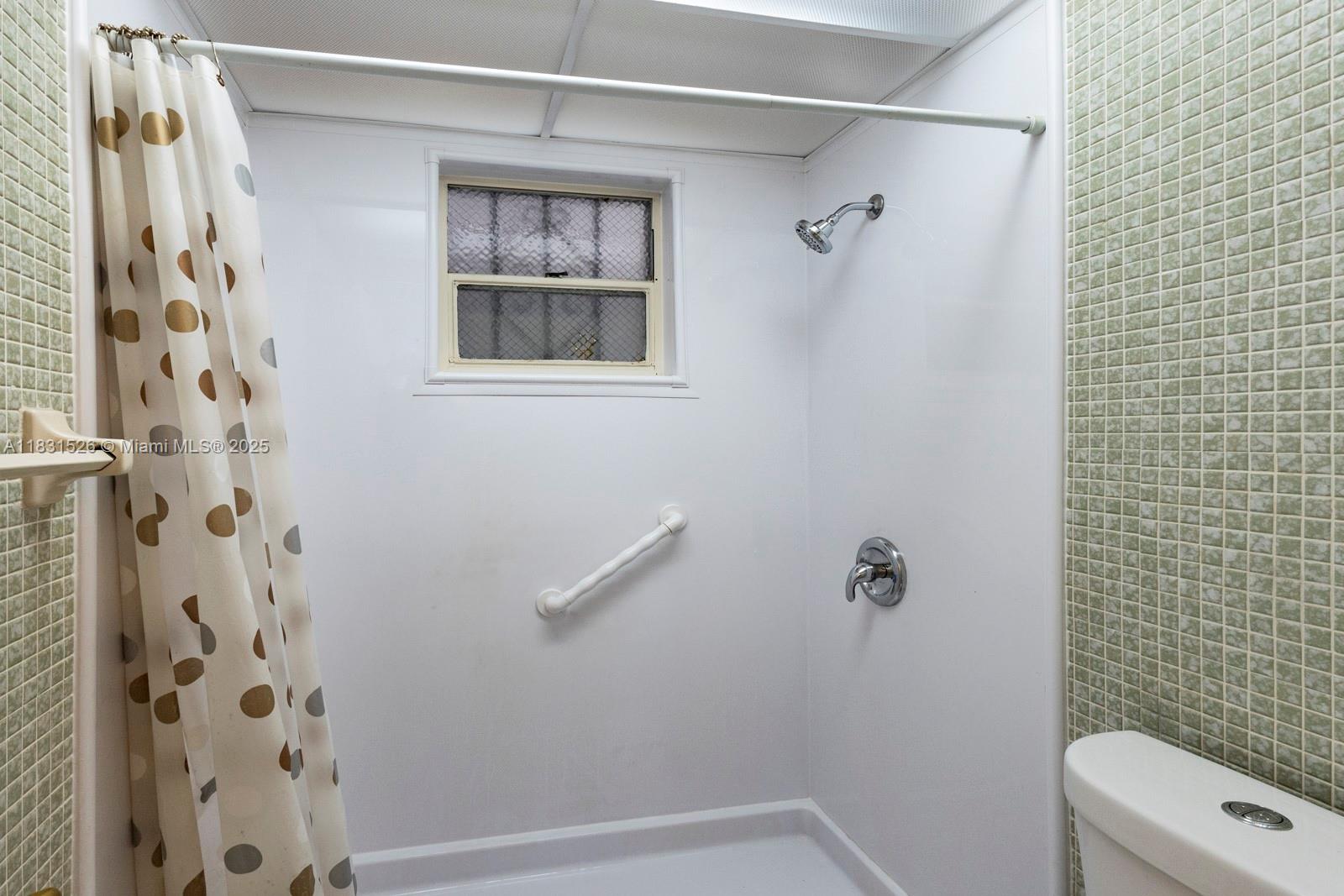 ALCALA PLAZA CONDO - Residential