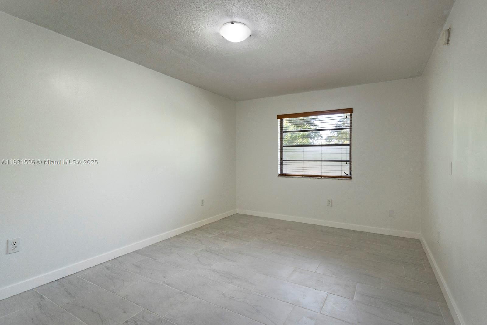 ALCALA PLAZA CONDO - Residential