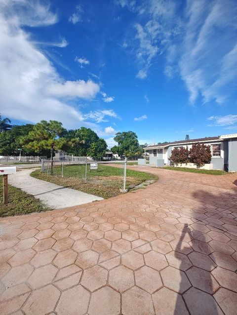 12325 NW 19th Ave HOME Miami FL 33167