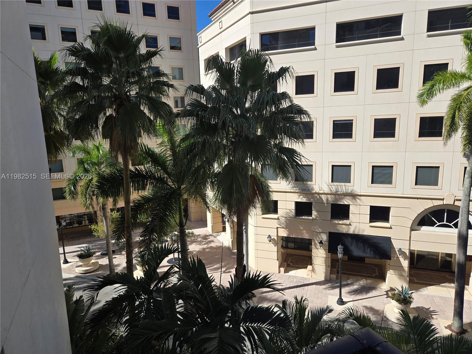 PUERTA DE PALMAS CONDO - Residential Lease