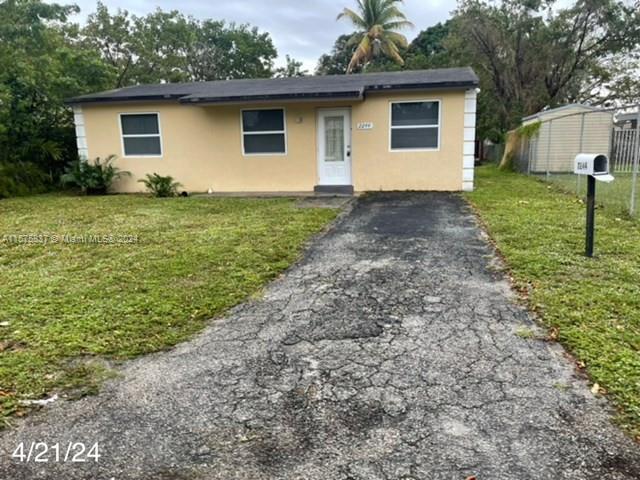 Property for Sale at 2244 Mayo St, Hollywood, Broward County, Florida - Bedrooms: 3 
Bathrooms: 1  - $389,900
